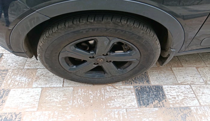 2022 Tata NEXON XZ PLUS DIESEL DARK EDITION, Diesel, Manual, 1,14,945 km, tyre