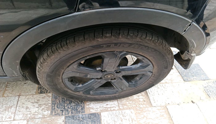 2022 Tata NEXON XZ PLUS DIESEL DARK EDITION, Diesel, Manual, 1,14,945 km, tyre