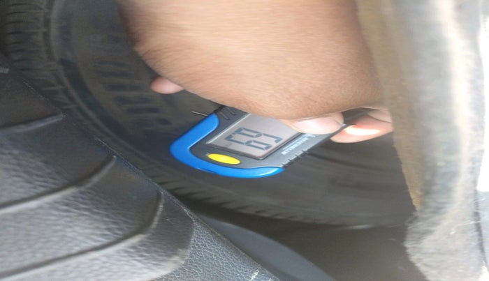 2017 Hyundai Elite i20 ASTA 1.4 CRDI, Diesel, Manual, 60,898 km, tyre