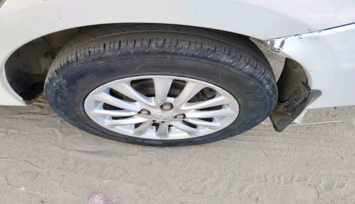 2015 Toyota Etios GD, Diesel, Manual, 1,32,075 km, tyre