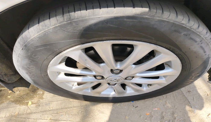 2015 Toyota Etios GD, Diesel, Manual, 1,32,075 km, tyre