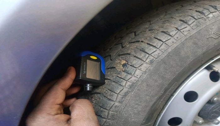 2015 Maruti Swift LXI (O), Petrol, Manual, 50,652 km, tyre