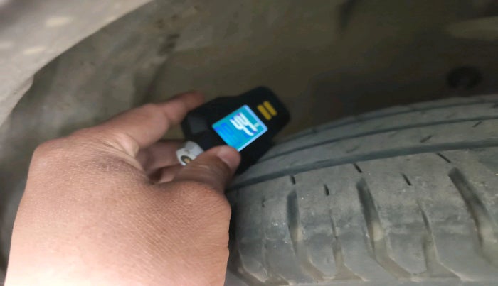 2021 Maruti XL6 ZETA MT, Petrol, Manual, 28,132 km, tyre