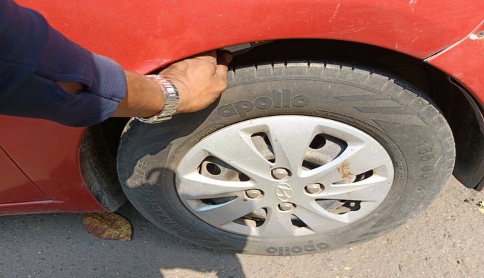 2011 Hyundai i10 SPORTZ 1.2, Petrol, Manual, 70,510 km, tyre