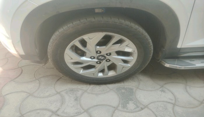 2022 Hyundai Creta SX EXECUTIVE 1.5 PETROL, Petrol, Manual, 40,182 km, tyre