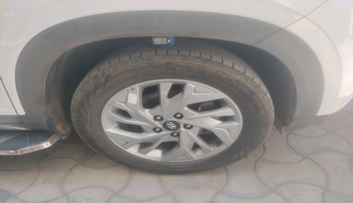 2022 Hyundai Creta SX EXECUTIVE 1.5 PETROL, Petrol, Manual, 40,182 km, tyre