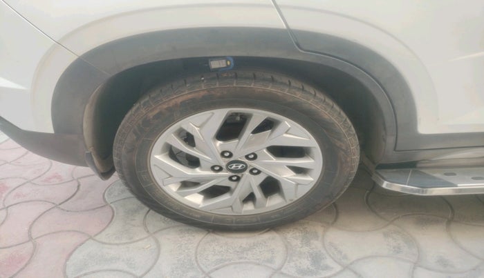 2022 Hyundai Creta SX EXECUTIVE 1.5 PETROL, Petrol, Manual, 40,182 km, tyre