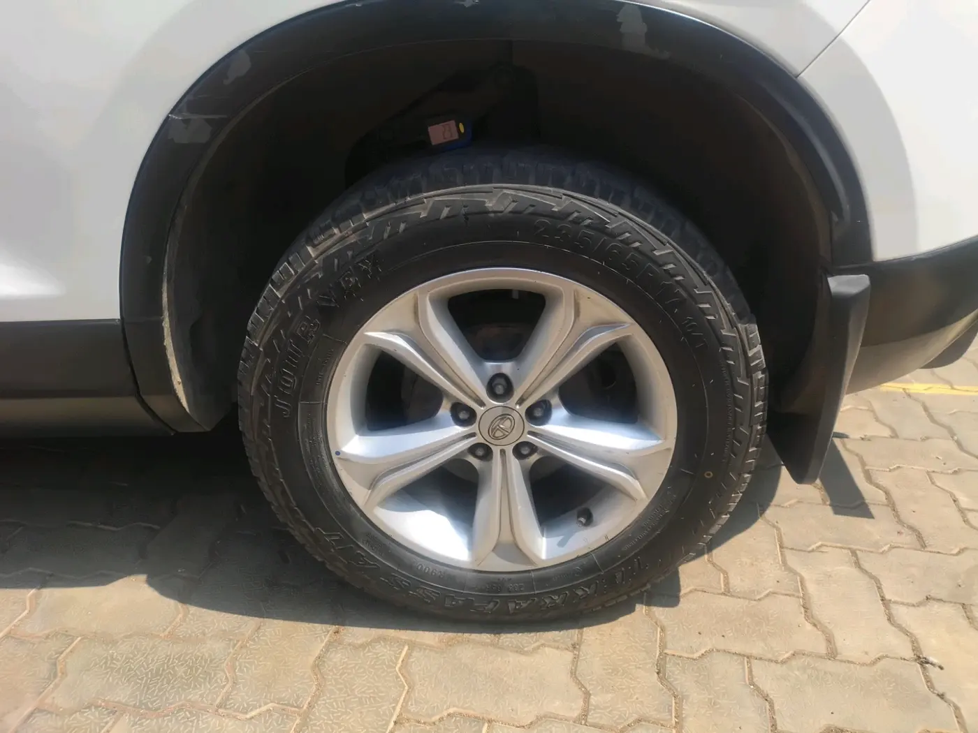 2019 Tata Harrier XZ 2.0L, Diesel, Manual, 1,52,128 km, tyre
