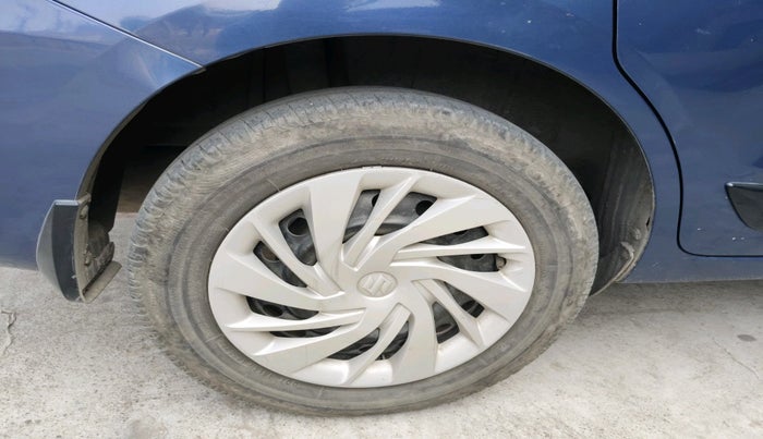 2021 Maruti Ertiga VXI CNG, CNG, Manual, 46,700 km, tyre