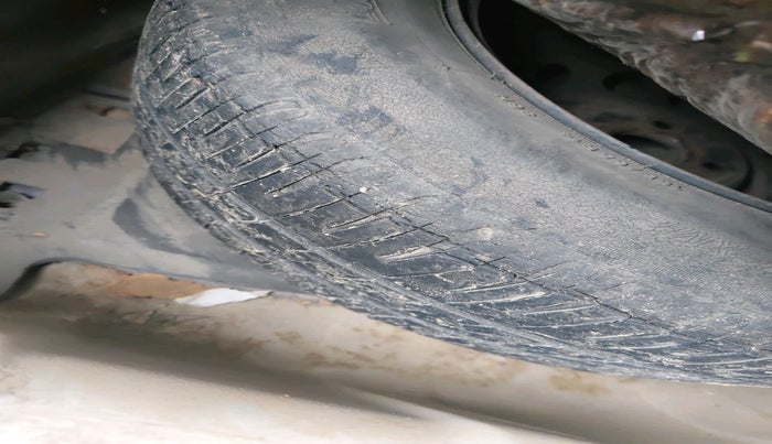 2012 Hyundai i20 SPORTZ 1.4 CRDI, Diesel, Manual, 1,71,420 km, tyre