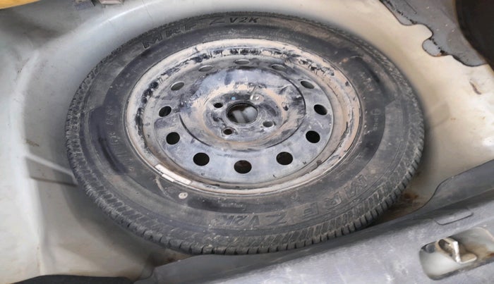 2014 Maruti Swift Dzire VXI, Petrol, Manual, 34,218 km, tyre