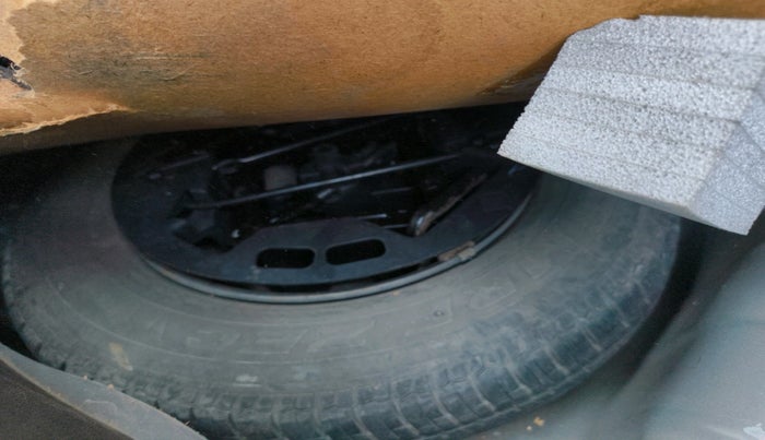 2012 Hyundai i10 SPORTZ 1.2, Petrol, Manual, 31,000 km, tyre