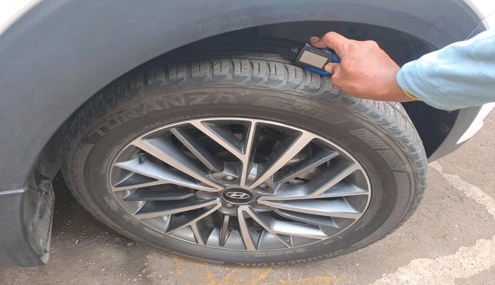 2020 Hyundai Tucson GLS 2WD AT DIESEL, Diesel, Automatic, 83,760 km, tyre