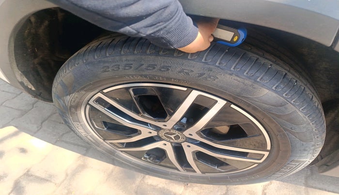 2022 Mercedes Benz GLA Class 200, Petrol, Automatic, 46,608 km, tyre