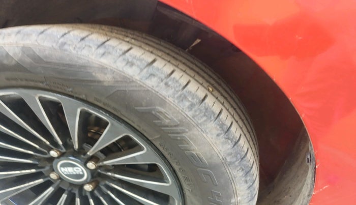 2018 Maruti Swift VDI, Diesel, Manual, 1,05,467 km, tyre