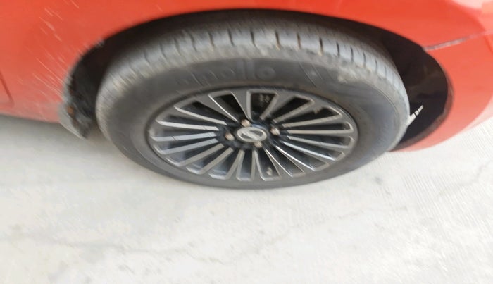 2018 Maruti Swift VDI, Diesel, Manual, 1,05,467 km, tyre