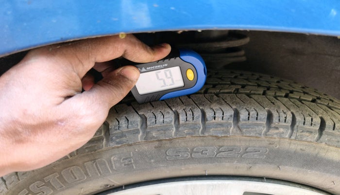 2015 Maruti Alto K10 VXI, Petrol, Manual, 13,853 km, tyre