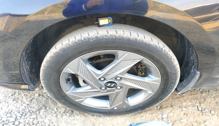 2021 Hyundai Verna SX 1.5 VTVT, Petrol, Manual, 34,598 km, tyre