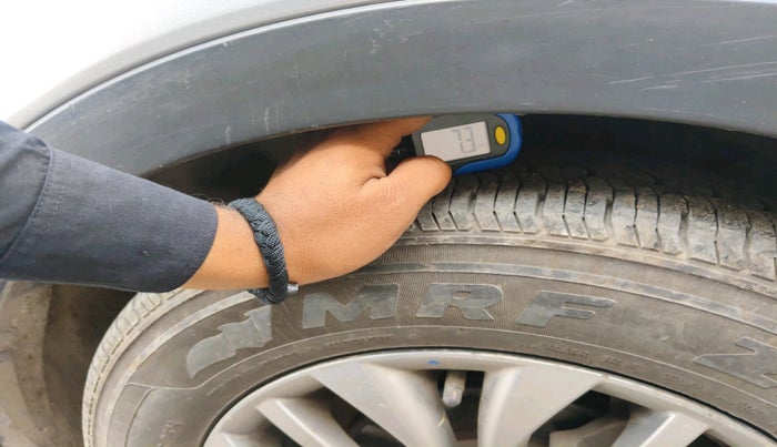 2017 Maruti S Cross ZETA 1.3, Diesel, Manual, 1,02,693 km, tyre