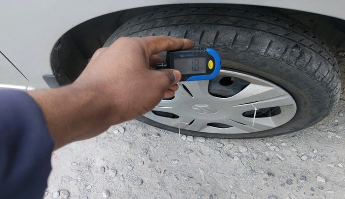 2013 Maruti Wagon R 1.0 VXI, CNG, Manual, 1,42,175 km, tyre