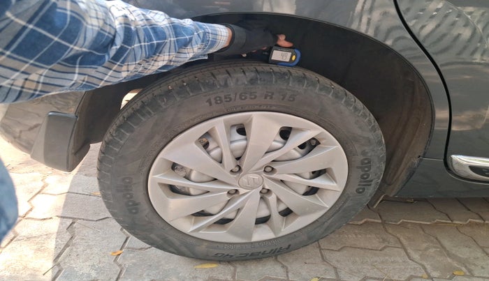 2023 Maruti Baleno SIGMA PETROL 1.2, Petrol, Manual, 38,141 km, tyre