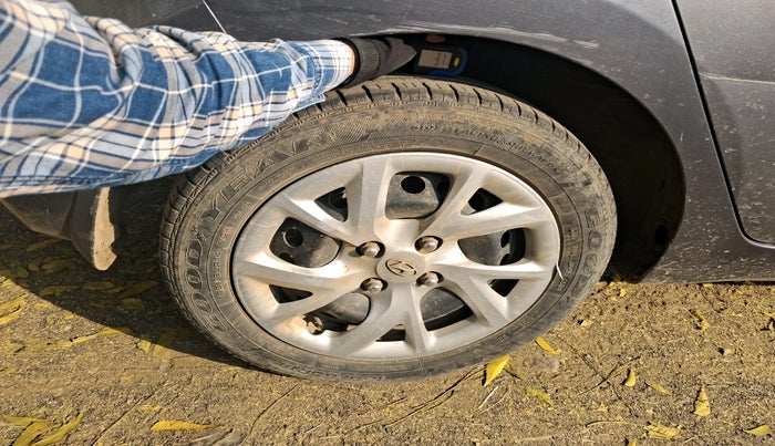 2018 Hyundai Grand i10 SPORTZ 1.2 KAPPA VTVT, Petrol, Manual, 50,239 km, tyre