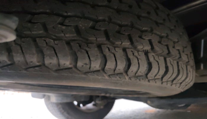 2020 Ford Endeavour TITANIUM 2.0 4X2 AT, Diesel, Automatic, 1,65,165 km, tyre