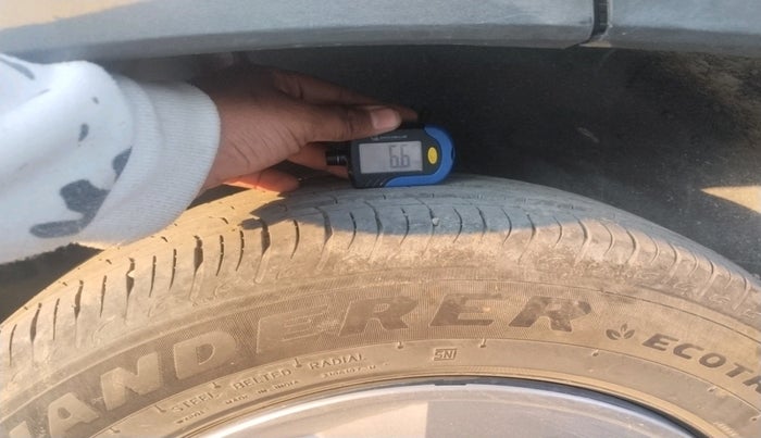 2023 Maruti BREZZA LXI, Petrol, Manual, 28,083 km, tyre