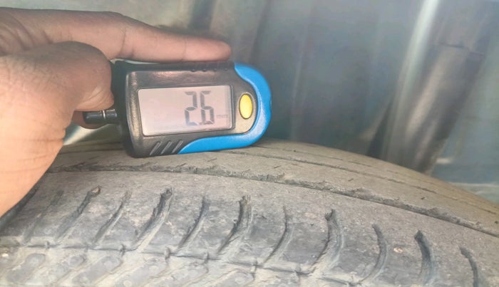 2013 Honda Brio S MT, Petrol, Manual, 76,394 km, tyre