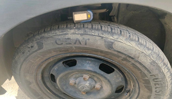 2020 Renault TRIBER RXE MT, Petrol, Manual, 18,791 km, tyre