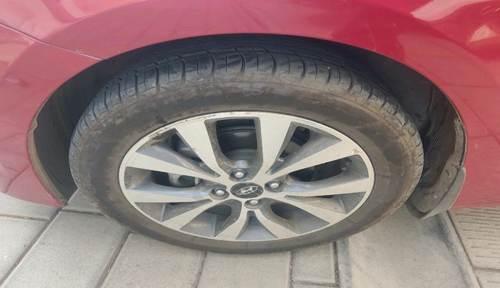 2015 Hyundai Verna FLUIDIC 4S 1.6 VTVT S(O), Petrol, Manual, 60,282 km, tyre