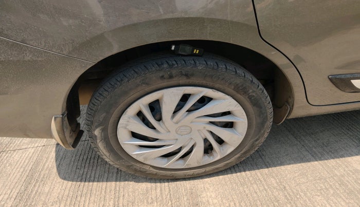 2020 Maruti Ertiga VXI CNG, CNG, Manual, 80,704 km, tyre
