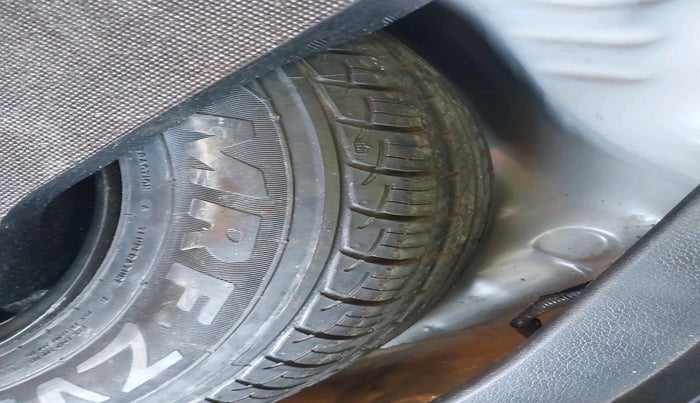 2019 Honda Jazz 1.2L I-VTEC VX CVT, Petrol, Automatic, 56,983 km, tyre