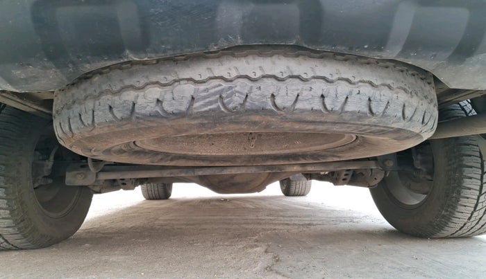 2013 Mitsubishi Pajero Sport 2.5 MT 4X4, Diesel, Manual, 1,21,692 km, tyre