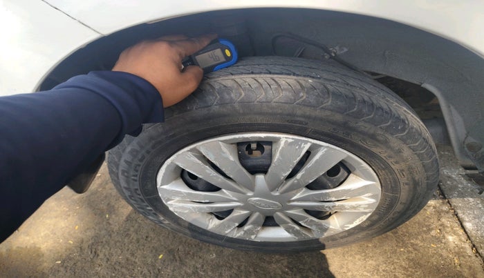 2014 Datsun Go T, Petrol, Manual, 31,082 km, tyre