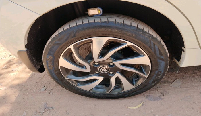 2020 Toyota Glanza G CVT, Petrol, Automatic, 35,695 km, tyre