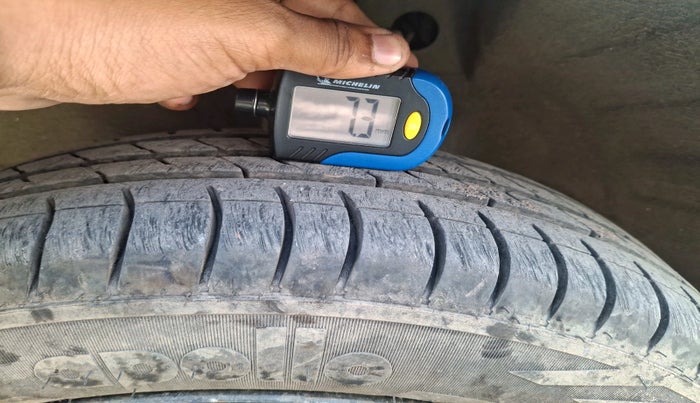 2016 Maruti Wagon R 1.0 VXI, Petrol, Manual, 74,768 km, tyre