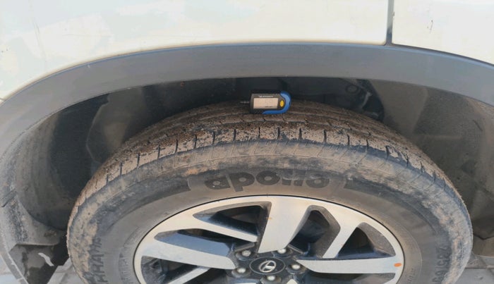 2020 Tata Harrier XZ PLUS 2.0L, Diesel, Manual, 73,794 km, tyre