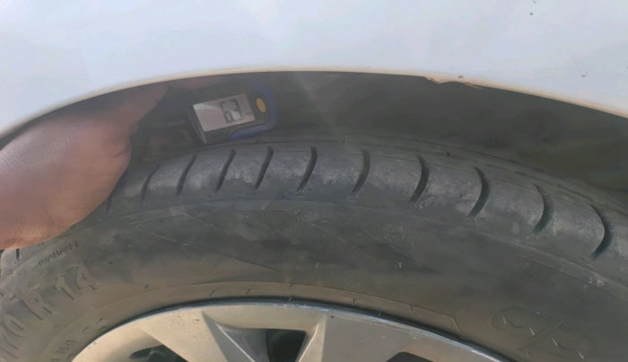 2015 Hyundai Grand i10 MAGNA 1.1 CRDI, Diesel, Manual, 1,89,845 km, tyre