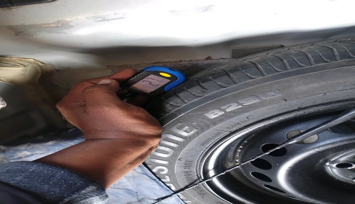 2015 Hyundai Grand i10 MAGNA 1.1 CRDI, Diesel, Manual, 1,89,845 km, tyre