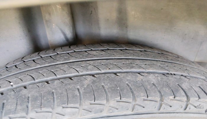 2022 Volkswagen Polo COMFORTLINE 1.0L MPI, Petrol, Manual, 34,384 km, tyre