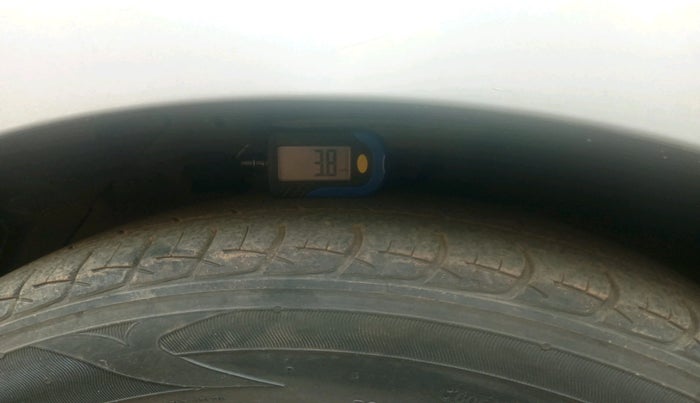 2016 Hyundai Verna FLUIDIC 4S 1.6 VTVT S, Petrol, Manual, 41,775 km, tyre