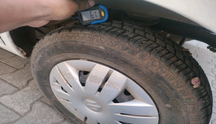 2015 Maruti Alto 800 VXI, Petrol, Manual, 7,789 km, tyre