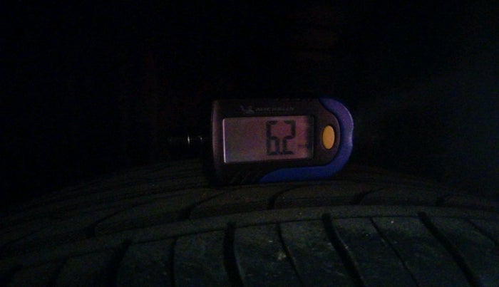 2014 Skoda Rapid ELEGANCE 1.6 MPI AT, Petrol, Automatic, 77,636 km, tyre