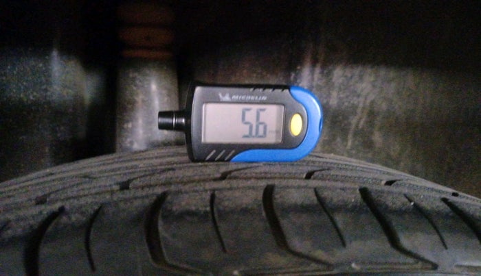 2014 Skoda Rapid ELEGANCE 1.6 MPI AT, Petrol, Automatic, 77,636 km, tyre