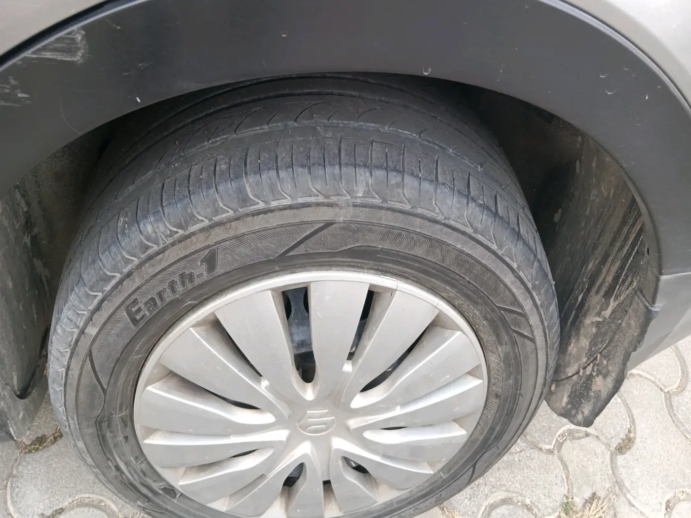2015 Maruti S Cross DELTA 1.6, Diesel, Manual, 86,940 km, tyre