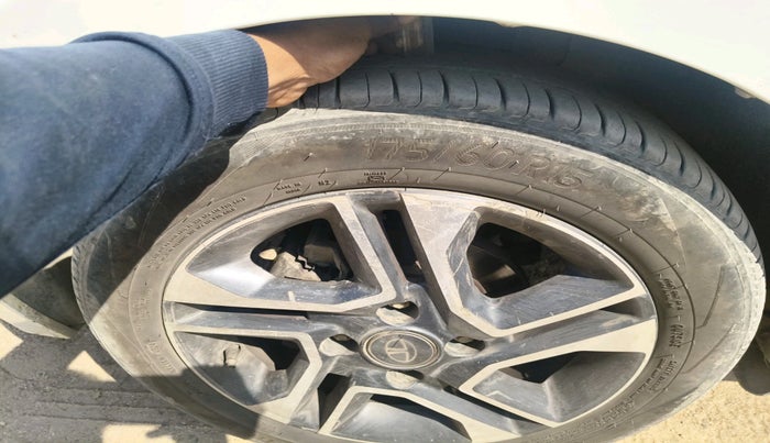 2020 Tata Tiago XZA PLUS DUAL TONE PETROL, Petrol, Automatic, 68,358 km, tyre