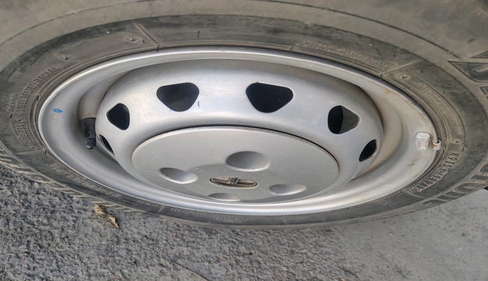 2017 Tata Tiago XM PETROL, Petrol, Manual, 66,469 km, tyre