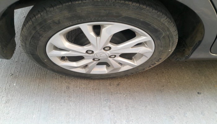 2019 Honda Amaze 1.2L I-VTEC V, Petrol, Manual, 66,746 km, tyre