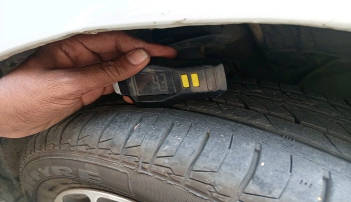 2021 Toyota Glanza G, Petrol, Manual, 91,695 km, tyre